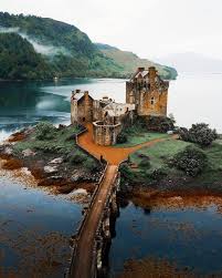 Scegli tra illustrazioni stock di scozia su istock. Castelli E Meraviglie Scozzesi Eilean Donan Castle Castello In Scozia Castelli In Scozia Bei Posti