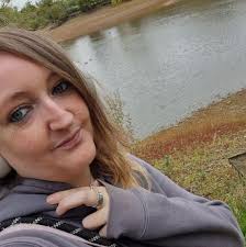 Looking for local house cleaners please 😁🫧🫧