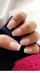 This square nail design combines nail art and a very cute pink french tipped nails, perfect for a cute, feminine look. Matte Cute Pink Nails Inspiring Ladies