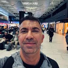 Terry Colella's Instagram, Twitter & Facebook