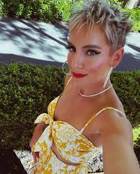 NYC Summer 🌼🎾☀️🌻 What's been your favorite part of #USOpen so far??  Mine's gotta be the crowd energy!! ⚡️⚡️⚡️