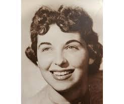 Ann Hailey's Instagram, Twitter & Facebook