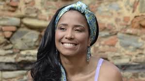 Luisana canta a su herencia caribeña en nuevo disco