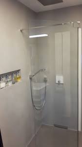 Kera Design Fugenloses Bad In Braunschweig Wandgestaltung Mit Carament Mikrozement Beton Cire Carament Beton Concret Marmorputz Fugenloses Bad Wand Putz