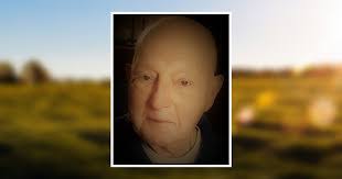 Peter Vandenberg's Instagram, Twitter & Facebook