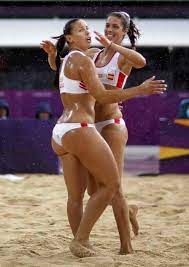 Koll har noen av de beste juniorene i landet og fikk blant annet gull i nm sandvolleyball 2015 for ju15, sølv i nm volleyball ju17 og ju15 i 2016, og gull i nm ju15 i 2018. Prince Kala Op Twitter Sandvolleyball E Ganske Spennende Http T Co Z5mwjn8v