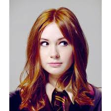 Lilly Evans: A Stunning Fancast for Karen Gillan