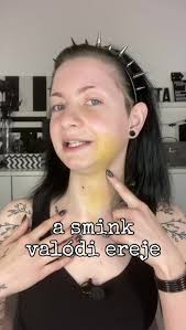 A smink valódi ereje 😅 #bölcsességfogműtét #nemvertmegsenki #smink  #powerofmakeup #makeup #goth #magyargoth #gothgirl #gothmakeup