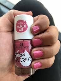 Extreme gel refill nail sealer. Essence Glow Care Luminous Nail Polish Review