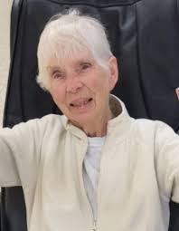 Karen Dicus's Instagram, Twitter & Facebook