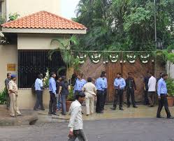 Aishwarya Rai Bachchan Aishwarya Rai Bachchan Moved In Husband Abhishek Bachchan And Her Famous In Laws Well Known Celebrity Houses Amitabh Bachchan Bungalow