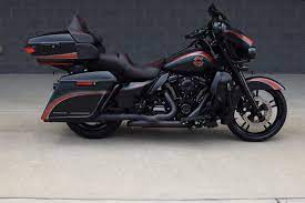 Ebay 2017 Harley Davidson Touring 2017 Ultra Classic Custom 1 Of A Kind 16k In Xtra S Navigation Classic Harley Davidson Harley Davidson Touring Harley