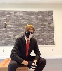 Noi abbiamo sviluppato con nostre regole il protocollo usato per ebola e sars seguendo la. Ranboolive Wikipedia Real Name Age Bio Stats Instagram Net Worth