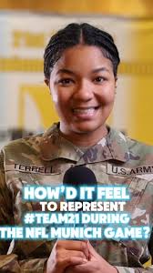 How’d it feel to represent #Team21 during the National Anthem of the @nfl  game—standing side by side with the @usnavy ? || @nato @goarmy @usarmy  @nfldeutschland @usarmyeuraf @eucomofficial ...