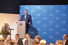 Kommt uns auf der schulranzenparty in vr bank ostholstein. Positive Jahresbilanz 2017 Vr Bank Ostholstein Nord Plon Eg Weiter Auf Erfolgskurs Neustadt In Holstein Der Reporter