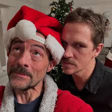 Merry Christmas from @jayandsilentbob! #KevinSmith #jasonmewes #jaymewes  #christmas