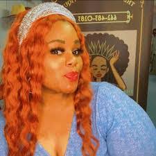 Alison Langston's Instagram, Twitter & Facebook