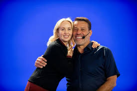 Time to Rise Summit 2025: Tony Robbins Community