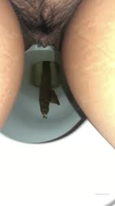 S a b r i n a poop 4 cute 2 - ThisVid.com