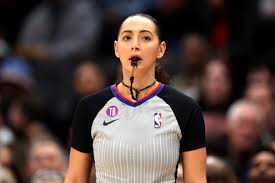 Phụ nữ thứ hai được chọn làm trọng tài cho vòng loại giải NBA