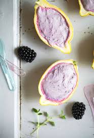 Brombeer Eis Ohne Eismaschine Eis Ohne Eismaschine Eis Rezepte Eis Selber Machen Rezept