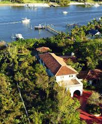 Check spelling or type a new query. Burt Reynolds Florida Mansion Sells For 3 3m After Nine Years Of Being Up For Sale Daily Mail Online