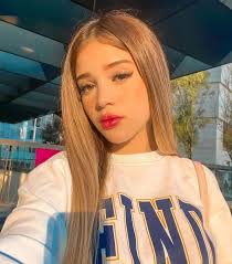 Luis Campoverde Guillen added a...