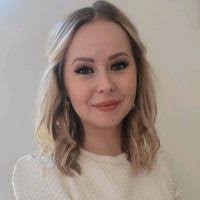 Shannon Kozlowski's Instagram, Twitter & Facebook