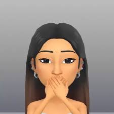 Kyra Holmes (@kyra.jh)