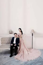 Mirip seperti bukit moko yang juga berada di bandung, dari atas tebing keraton ini, kamu dapat menikmati pemandangan yang menakjubkan. 30 Paket Prewedding Indoor Outdoor Murah Di Jakarta Bali