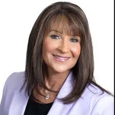 Lisa Borchers's Instagram, Twitter & Facebook