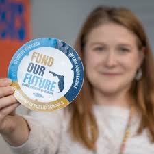 Escambia teachers union settle. Teachers to get salary increase