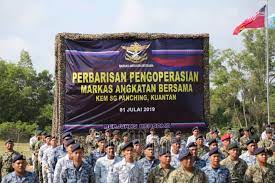 Beliau telah menyertai tentera laut pada 1 september 1985 setelah menamatkan pendidikan di sekolah menengah mantin. Markas Angkatan Bersama Mula Beroperasi Di Pahang Air Times News Network