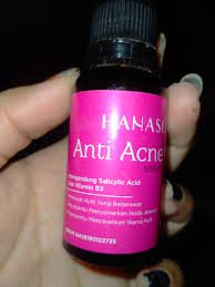 Tapi ya gitu deh, setelah uji coba dan baca review sana sini ternyata hasilnya gak begitu bagus. Hanasui Anti Acne Serum Review Soco By Sociolla