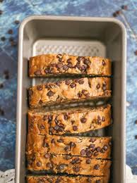 This Banana Chocolate Chip Bread Has The Perfect Balance Of Chocolate And Banana It S So In 2020 Chocolate Chip Banana Bread Chocolate Chip Bread Bread Recipes Sweet