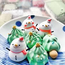 pin by nati on 聖誕糖 christmas cake cute food meringue cookies
