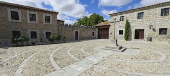 Get the latest news, stats, videos, highlights and more about designated hitter edwin encarnacion on espn. Museum Des Klosters La Encarnacion In Avila Spain Info Auf Deutsch