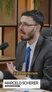 No Plenário do Júri não é apenas o réu que é julgado. O jurado, desde o  primeiro momento, analisa o comportamento de todos os atores processuais:  Ministério Público, Defesa e Juiz-Presidente. O jurado ...