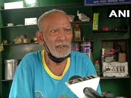 Baba ka dhaba owner, kanta prasad, who went viral on social media last year has been making the rounds on the internet again. Baba Ka Dhaba S Kanta Prasad Returns To Old Eatery After Restaurant Fails Business Standard News