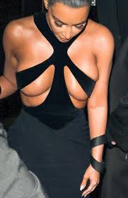 Dit is kim k's grote stijlicoon. Kim Kardashian Blasts Fashion Nova Over Dress Outfit Knock Offs