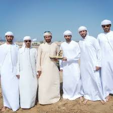 الحمد لله دائما و أبدا صورة مع أغلى الناس حاملا أغلى الكؤوس كأس الملك عبدالعزيز 4 2 2019 repost from buttibinahmad h the crown chef jackets dubai