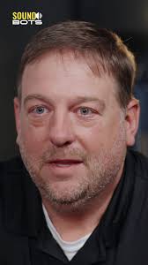 The Lavo Bot is here to keep you and your team out of the heat! ☀️🔥 Say  goodbye to: Sunburns, heat exhaustion, dehydration, and dangerous UV  exposure.