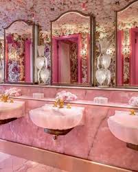 Sie wissen nicht welche fliesen im bad geeignet sind? 10 Rosa Badezimmer Ideen In 2020 Rosa Badezimmer Badezimmer Badezimmer Design