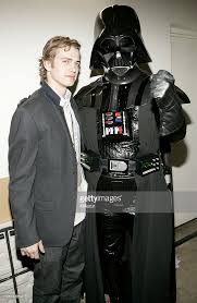Hayden Christensen And Darth Vader During Nickelodeon S 18th Annual Kids Choice Awards Backstage And Audienc Star Wars Cast Star Wars Couples Star Wars Watch
