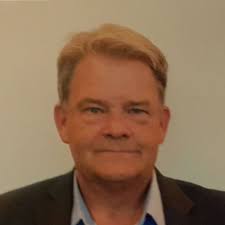 This app is like tinder, I don't get any likes 🥺