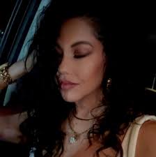 Wendi Flores (@wendi.dedmon) • Facebook