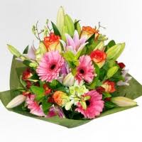 Flower delivery by local florists, order flowers online in philippines to send a thoughtful gift. Mother S Day Flowers Funeral Flowers Philippines