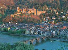 Covering 108.83 sq km (42.02 sq mi), heidelberg has a population of about 150,000 (2011 estimate). Heidelberg Germany Britannica