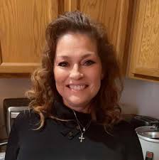 Can someone edit this photo for a prayer card for my daughter joining the  US military?