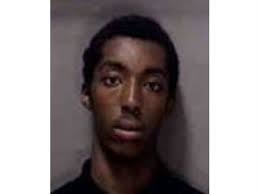 Police: Juvenile, teen arrested for robbery